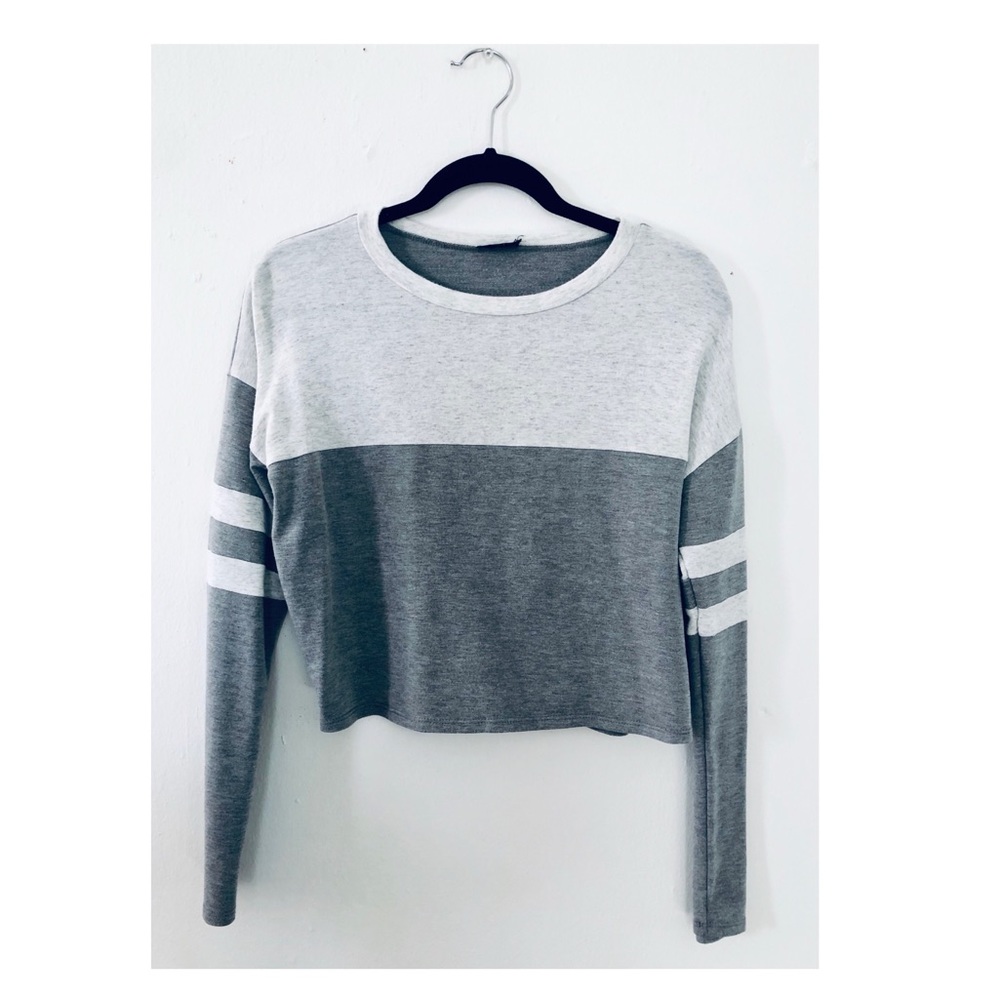 SALE‼️ Long sleeve sporty crop top